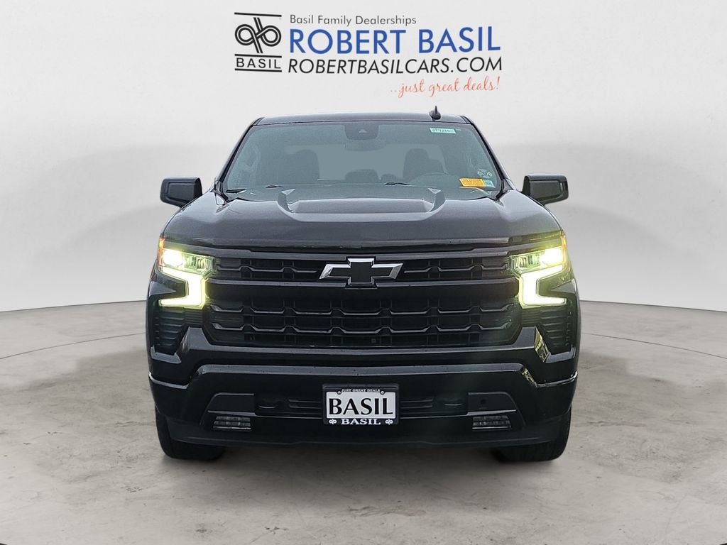 Used 2023 Chevrolet Silverado 1500 RST w/ LPO, Dark Essentials Package image 8