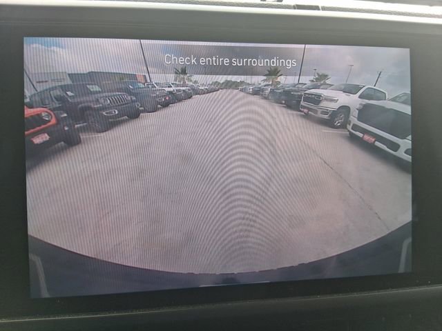 Used 2024 Jeep Wrangler Unlimited image 11