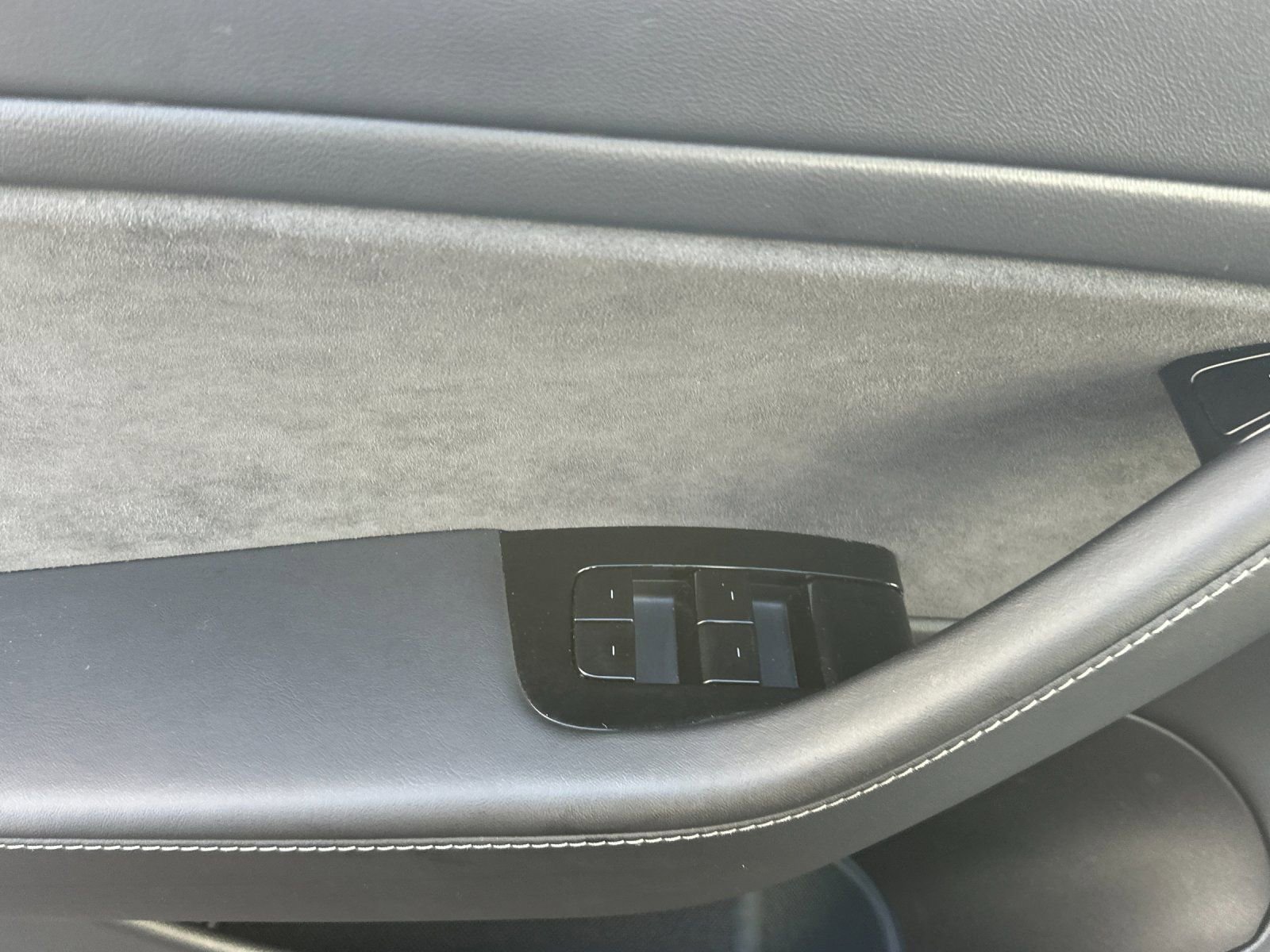 Used 2020 Tesla Model 3 Long Range AWD/4WD image 11