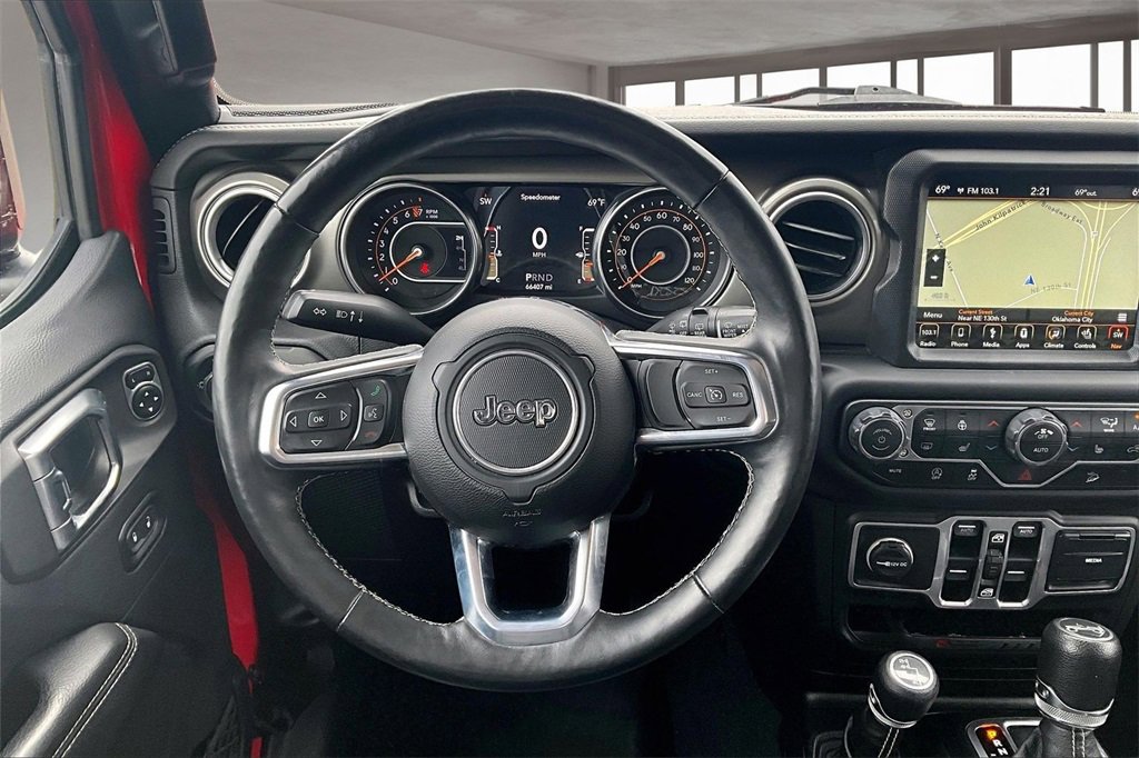 Used 2018 Jeep Wrangler Unlimited Sahara image 5