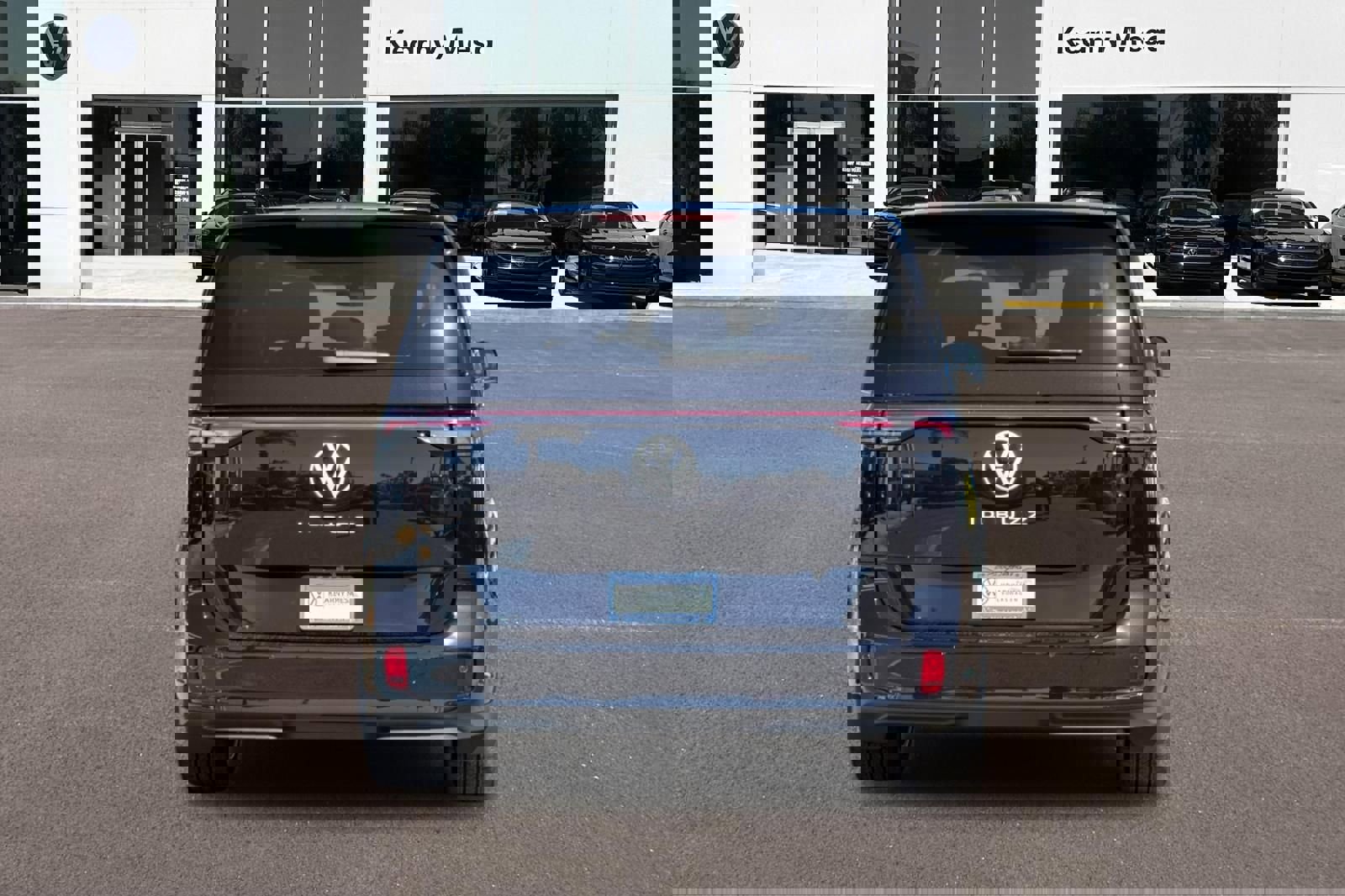 New 2025 Volkswagen ID. Buzz Pro S image 5