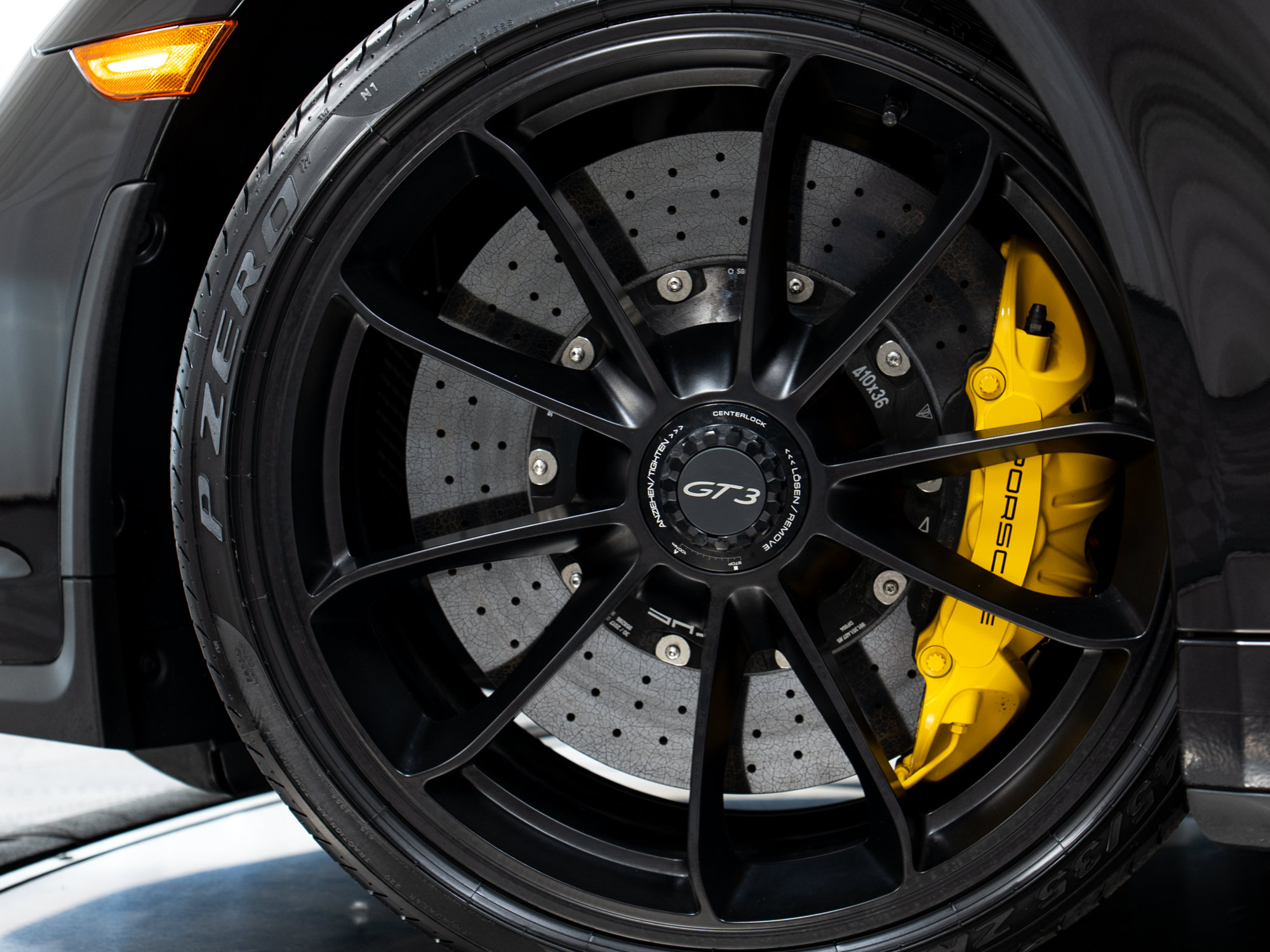 Certified 2018 Porsche 911 GT3 RWD image 46