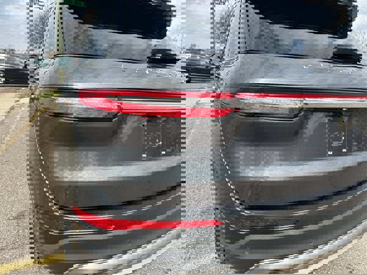 Used 2020 Lincoln Corsair FWD w/ Premium Package image 36