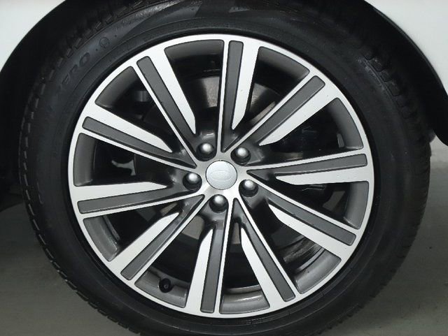 Certified 2023 Land Rover Range Rover Autobiography AWD/4WD image 40