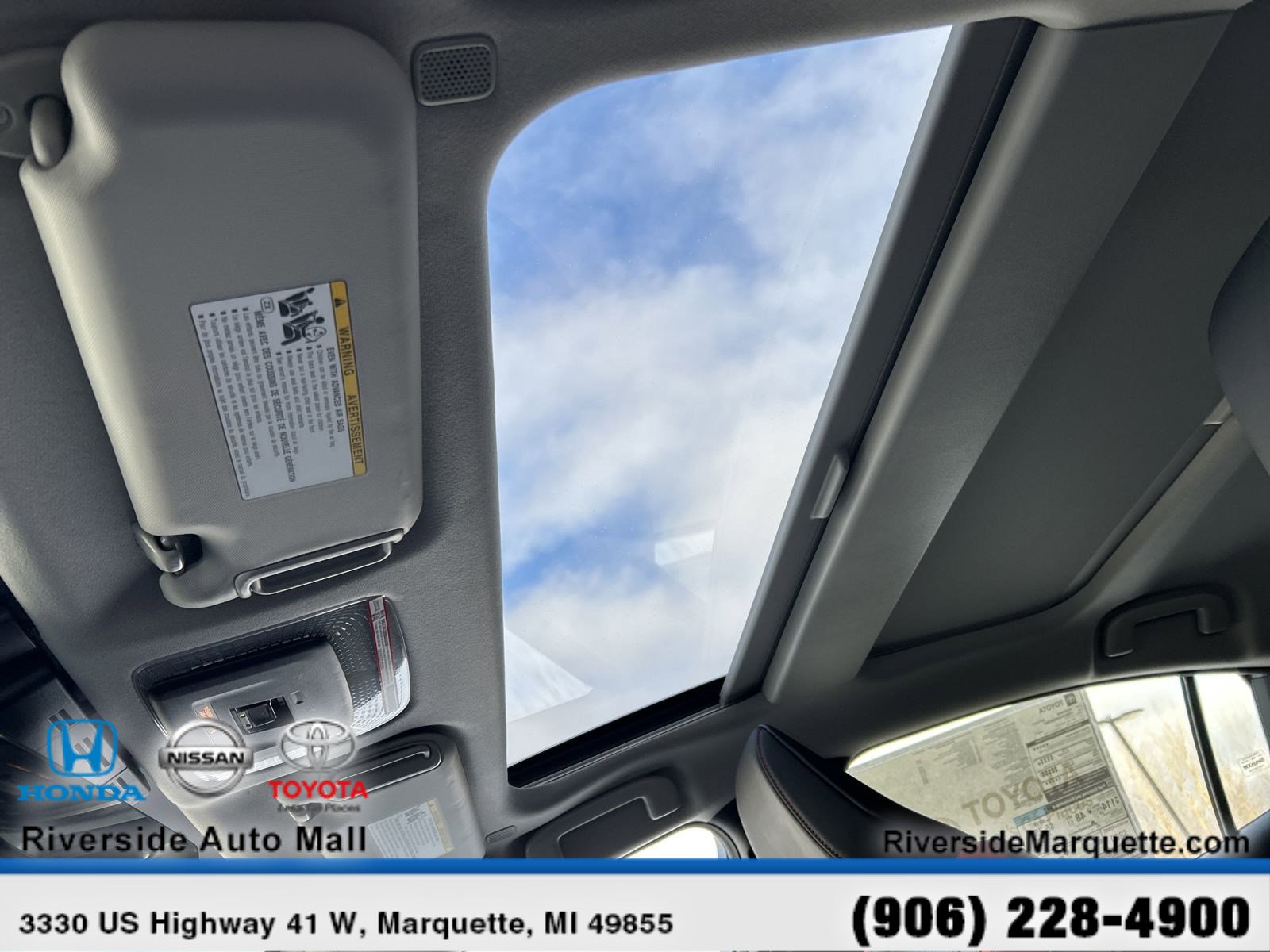 Used 2024 Toyota Prius Prime Premium w/ Advanced Technology Package FWD image 24