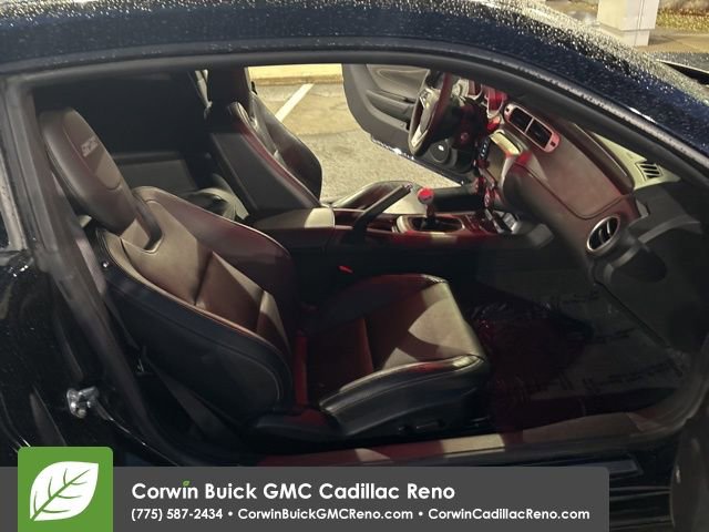 Used 2015 Chevrolet Camaro SS w/ SS Performance Package image 27
