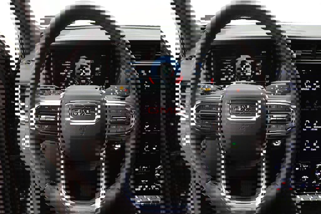 Used 2025 GMC Terrain Elevation image 16