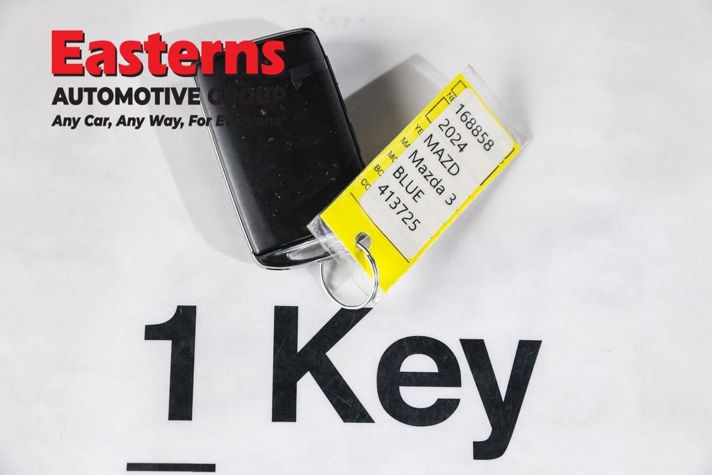 Used 2024 MAZDA MAZDA3 s image 26