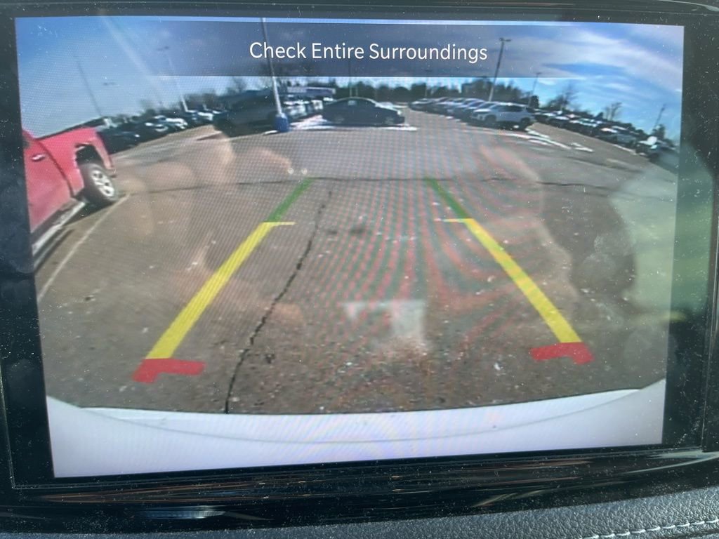 Used 2023 Chrysler Pacifica Limited image 19