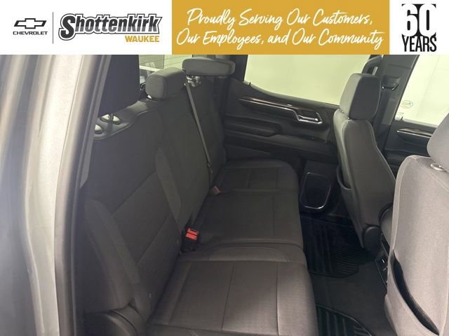 Used 2024 Chevrolet Silverado 1500 LT image 17