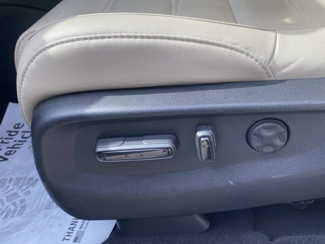 Used 2022 Honda CR-V Touring image 29