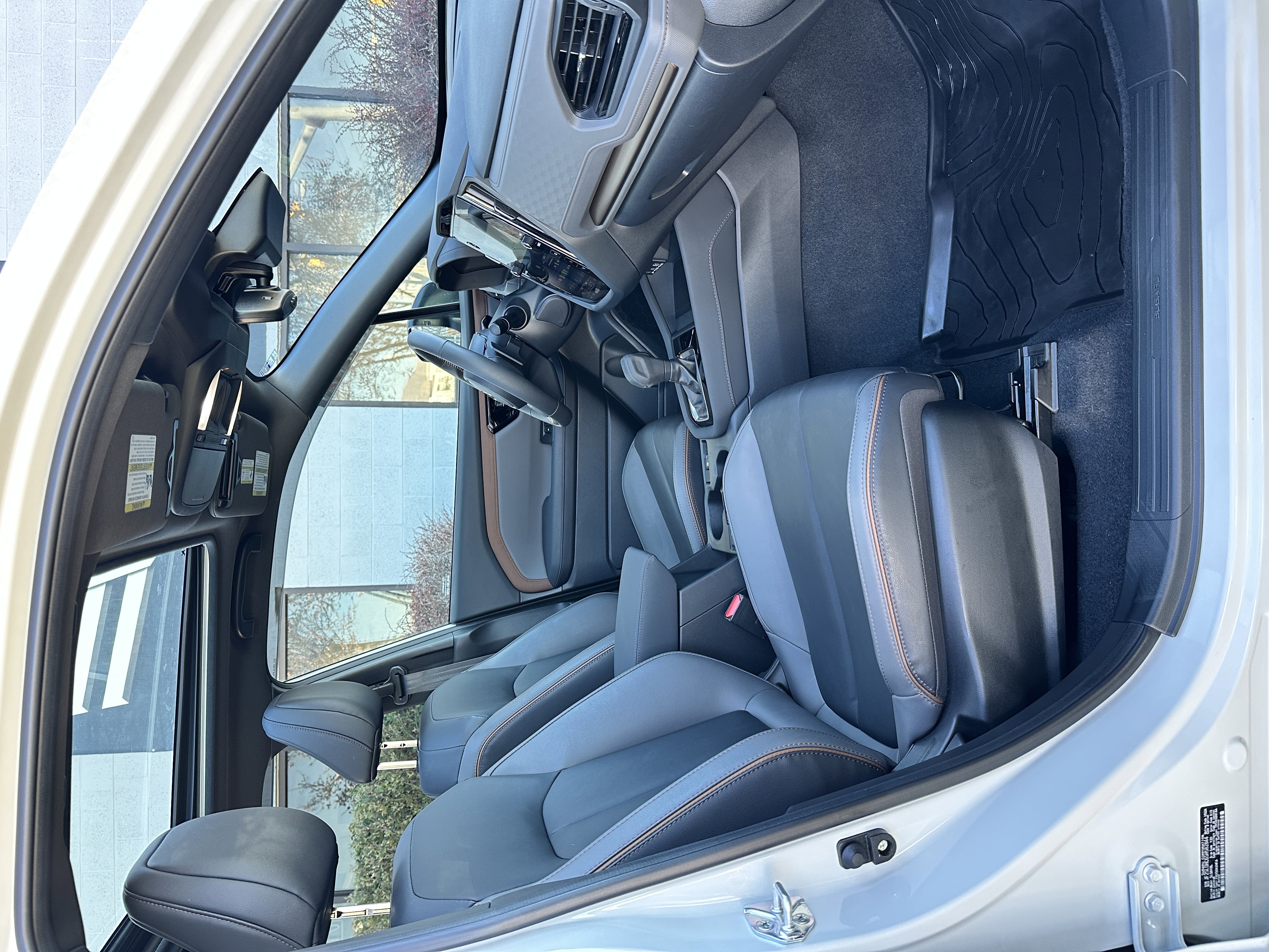 Used 2025 Subaru Forester Sport image 21