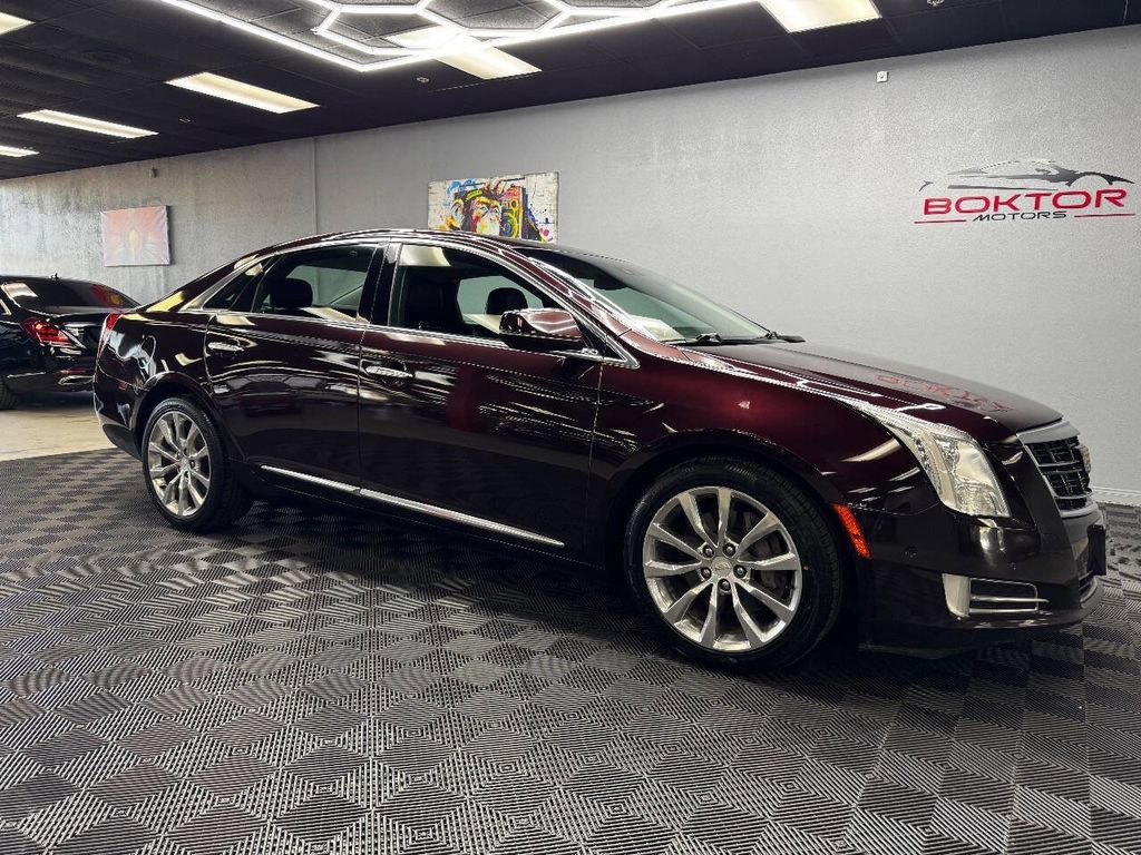 Used 2017 Cadillac XTS Premium Luxury FWD image 2