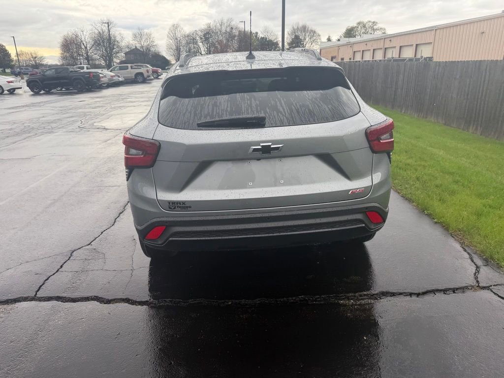 New 2026 Chevrolet Trax RS w/ Sunroof Package image 5