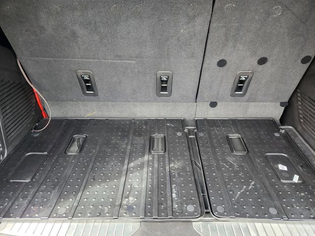 Used 2021 Chevrolet Tahoe Premier AWD/4WD image 33