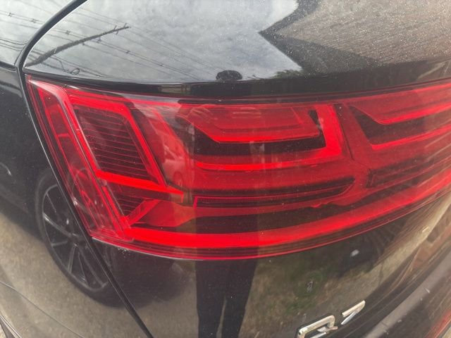 Used 2019 Audi Q7 2.0T Premium w/ Cold Weather Package AWD/4WD image 7