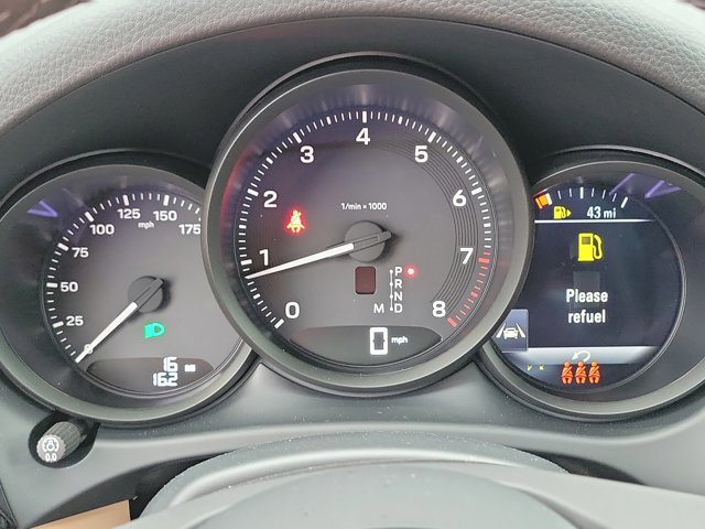 New 2026 Porsche Macan AWD/4WD image 31