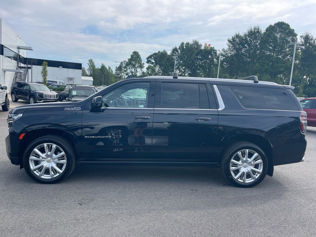 Used 2023 Chevrolet Suburban High Country w/ Premium Package 2 image 2