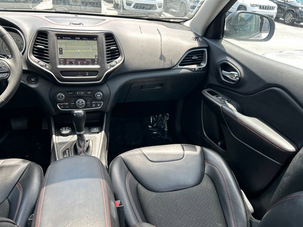 Used 2022 Jeep Cherokee Trailhawk w/ Sun, Sound & Nav Group AWD/4WD image 11