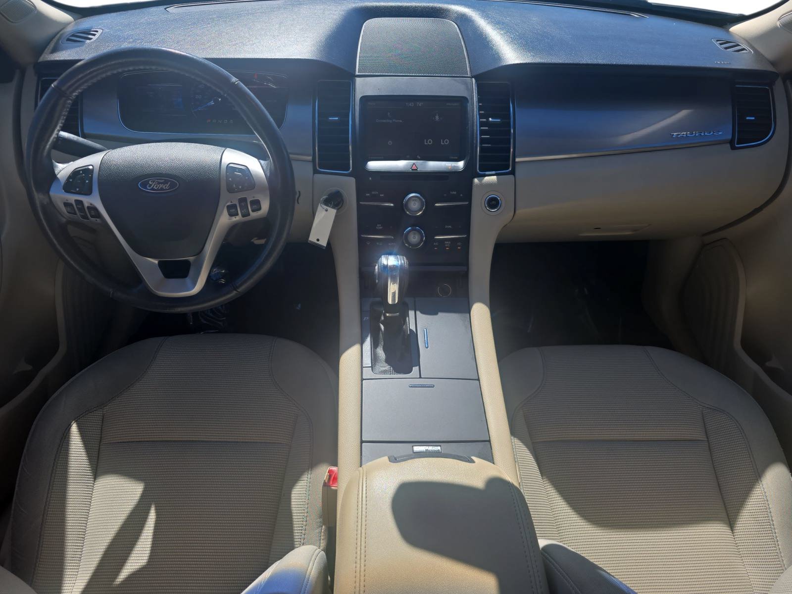 Used 2014 Ford Taurus SEL w/ Equipment Group 201A FWD image 9