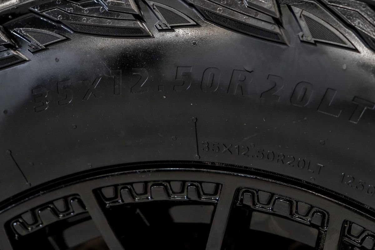 Used 2020 GMC Sierra 2500 AT4 w/ AT4 Premium Package image 67