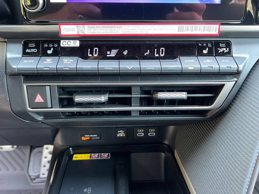 New 2026 Toyota Camry SE w/ Convenience Package FWD image 17