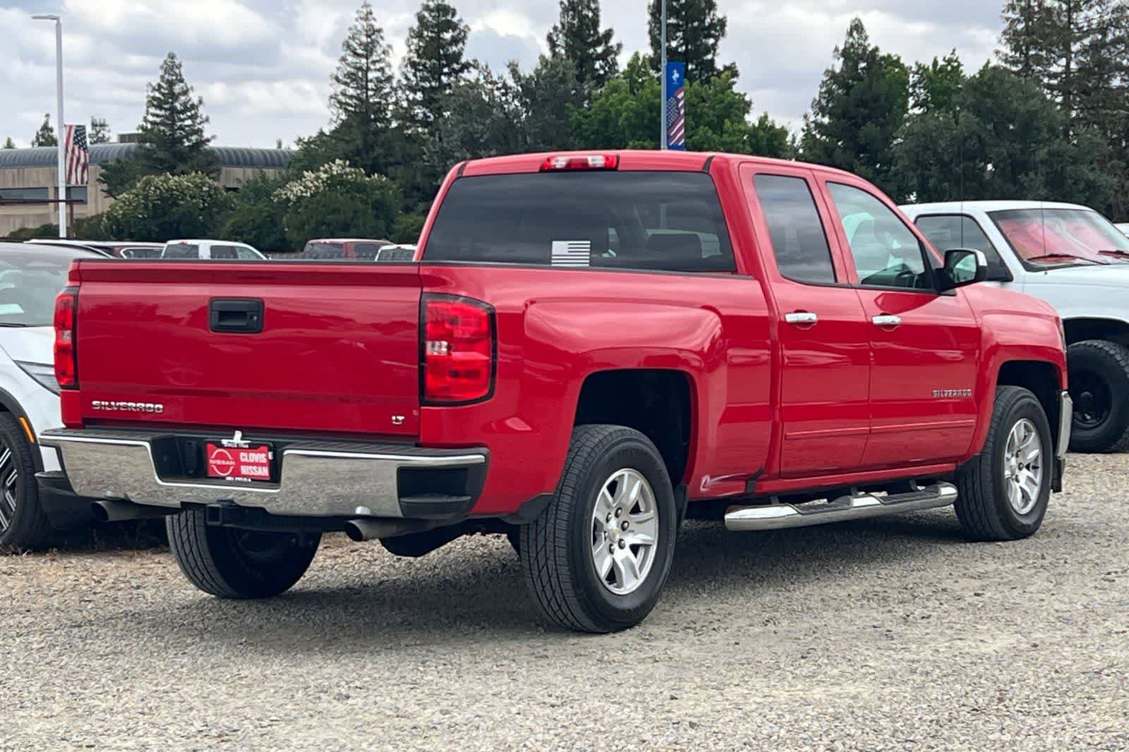 Used 2017 Chevrolet Silverado 1500 LT w/ All Star Edition RWD image 3