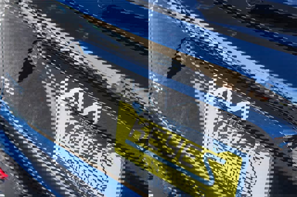 Used 2023 Kia Niro EX image 11