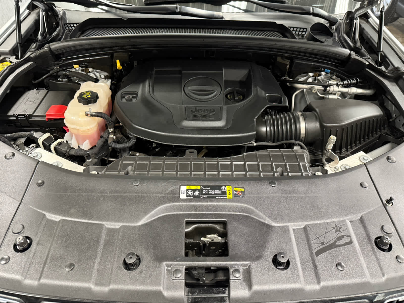 Used 2021 Jeep Grand Cherokee L Summit w/ Luxury Tech Group V image 39