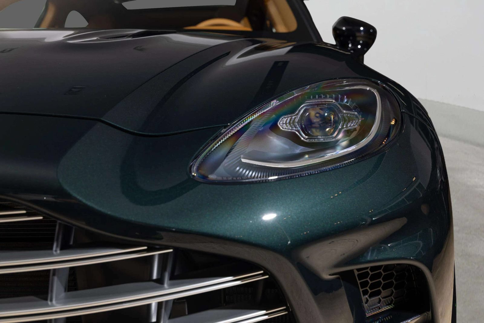 New 2026 Aston Martin DBX 707 AWD/4WD image 43