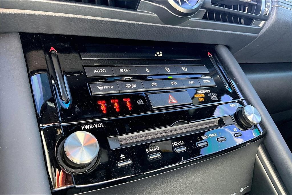 Used 2025 Lexus IS 300 w/ Comfort Package image 32