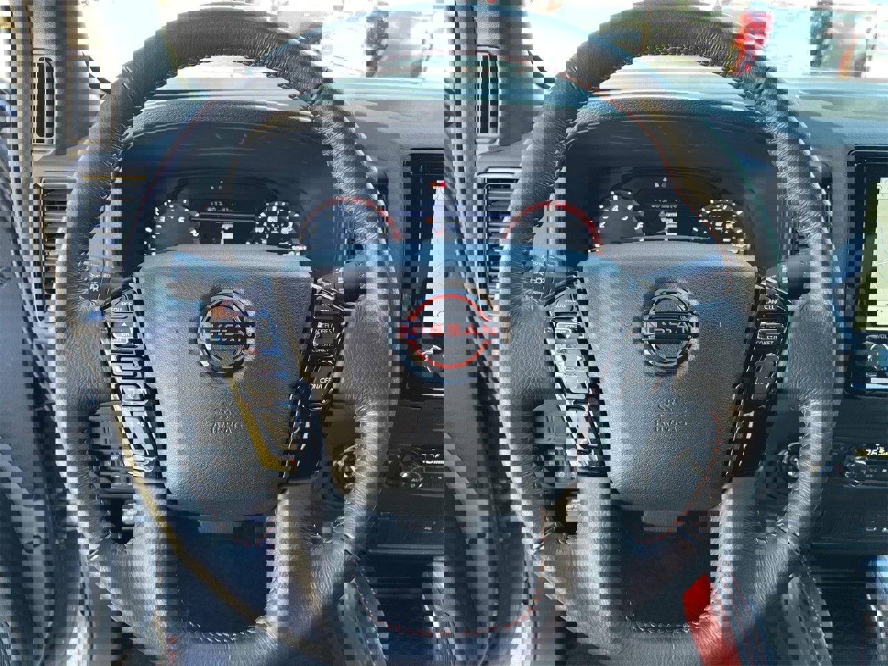 Certified 2024 Nissan Frontier PRO-4X w/ Off-Road Protection Package image 10