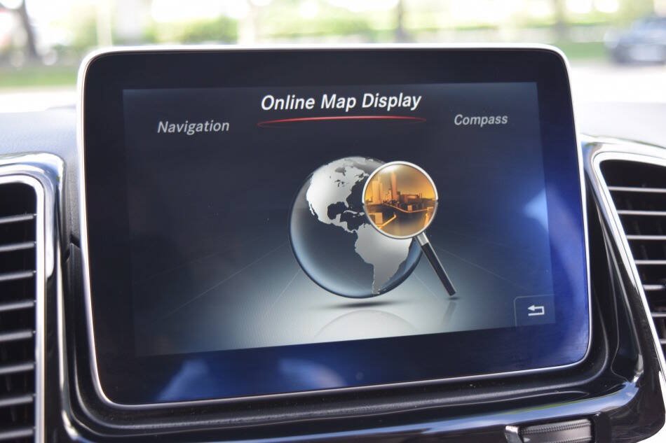 Used 2016 Mercedes-Benz GLE 300d 4MATIC w/ Premium Package image 61