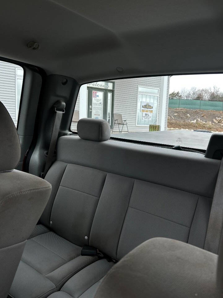 Used 2005 Ford F150 STX image 10