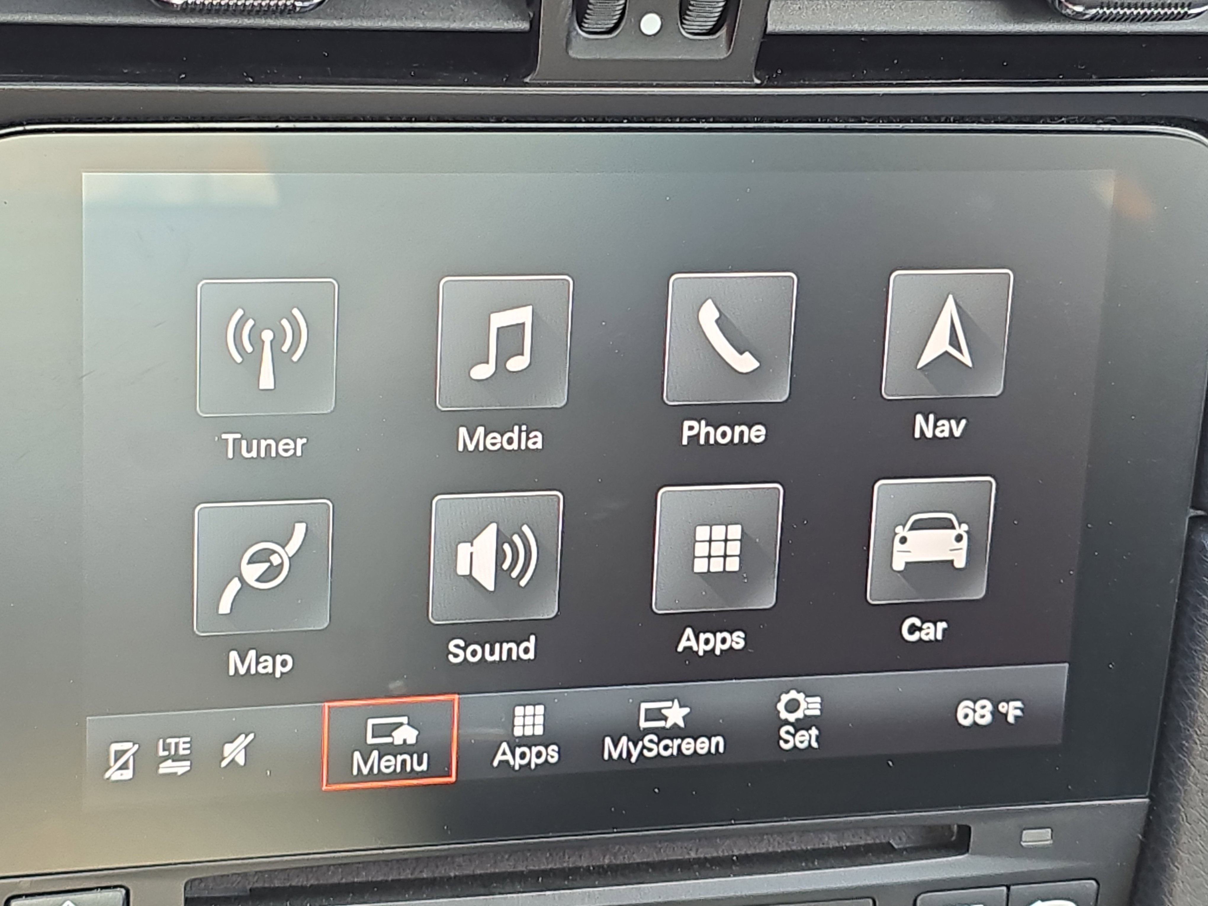 Used 2017 Porsche 911 Carrera image 18