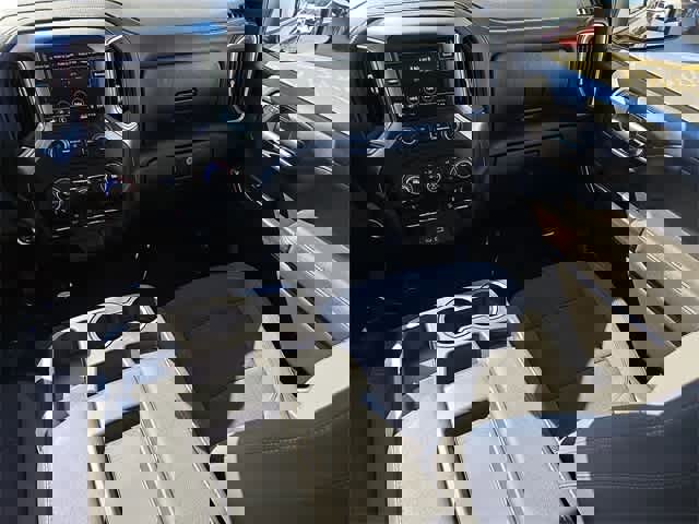 Used 2021 Chevrolet Silverado 1500 RST image 12