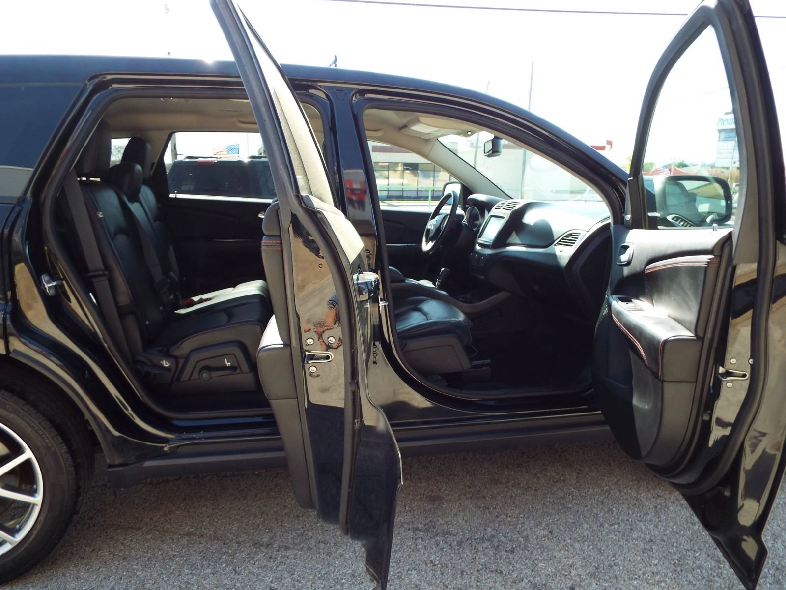 Used 2016 Dodge Journey R/T w/ Driver Convenience Group FWD image 26