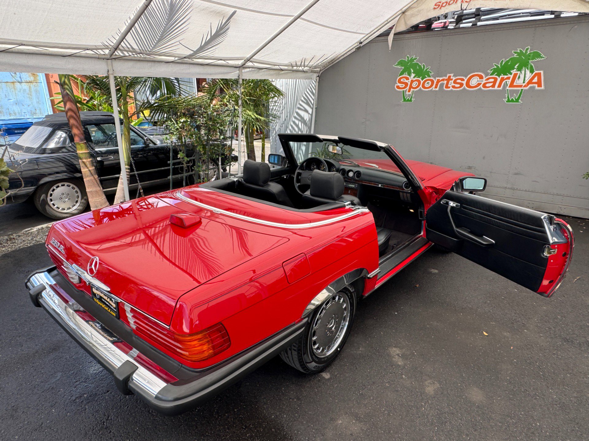 Used 1987 Mercedes-Benz 560 SL image 3