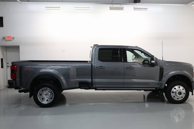 Used 2025 Ford F450 Platinum w/ FX4 Off-Road Package image 71