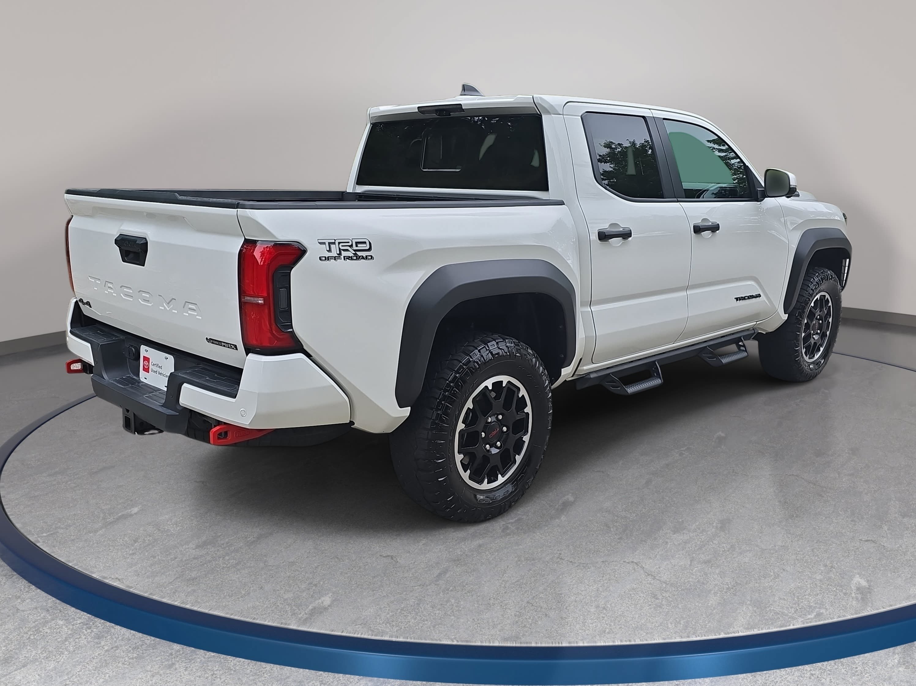 Certified 2025 Toyota Tacoma TRD Off-Road w/ TRD Off Road Premium Package AWD/4WD image 5