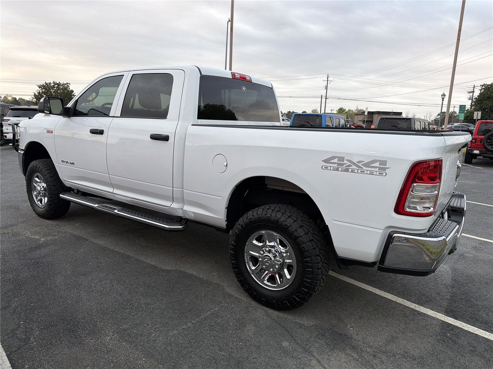 Used 2022 RAM 2500 Tradesman w/ Chrome Appearance Group image 2