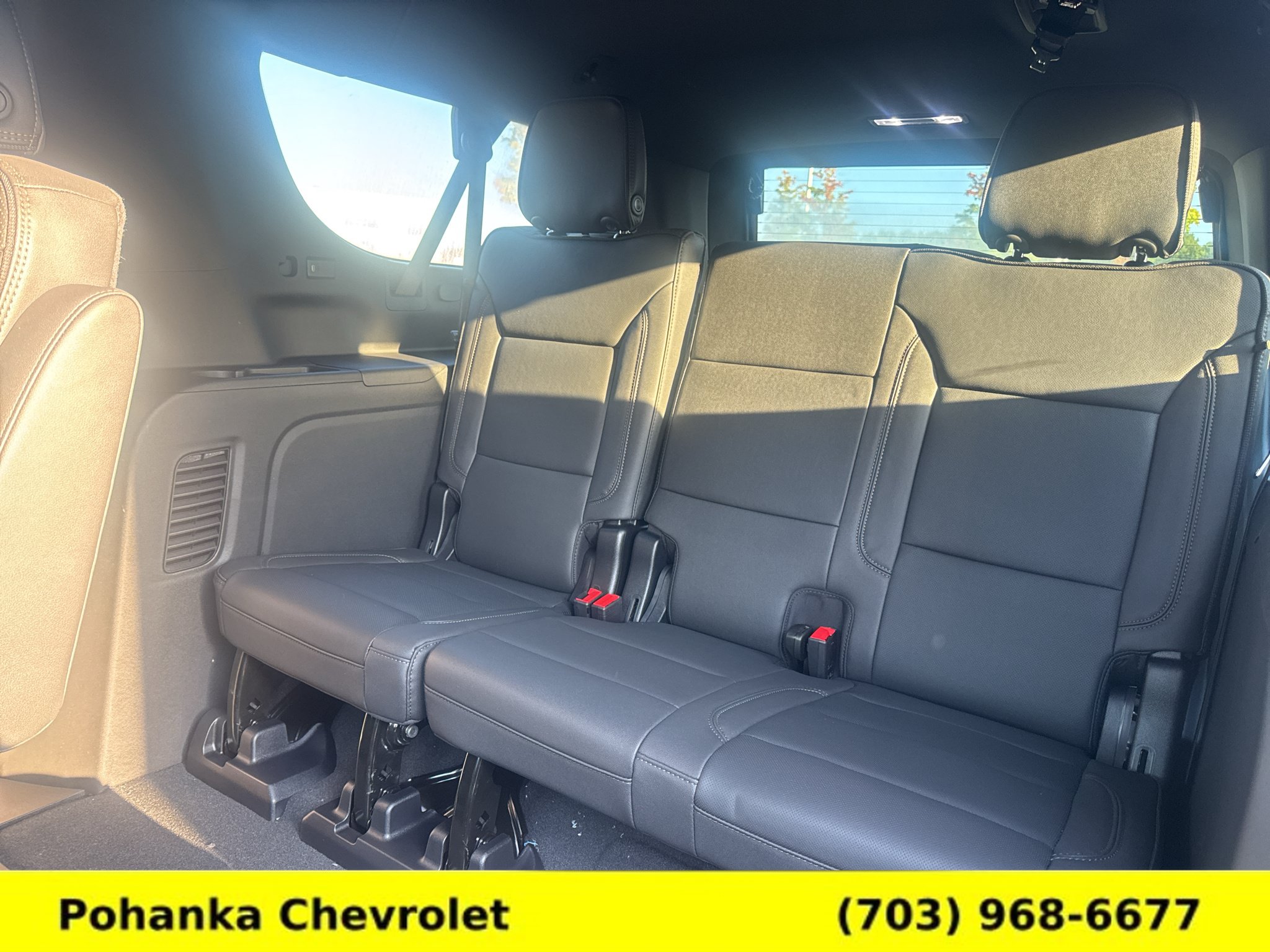 New 2026 Chevrolet Suburban High Country w/ Sun And Tow Package AWD/4WD image 32