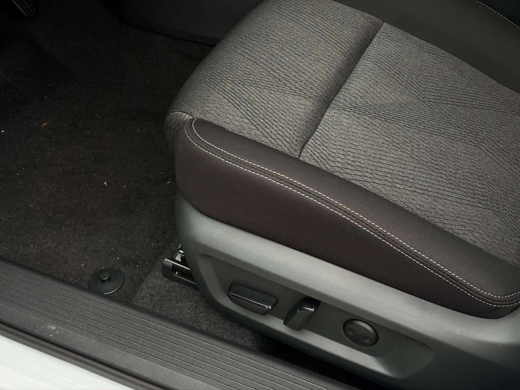 New 2026 Nissan Rogue SV image 11