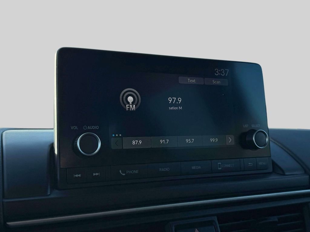 Used 2023 Honda Pilot Sport image 27
