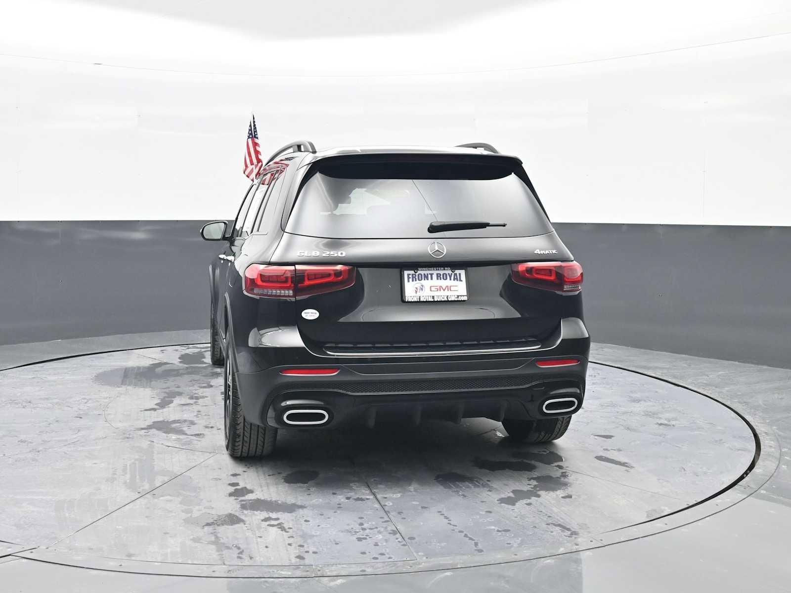 Used 2022 Mercedes-Benz GLB 250 4MATIC image 6