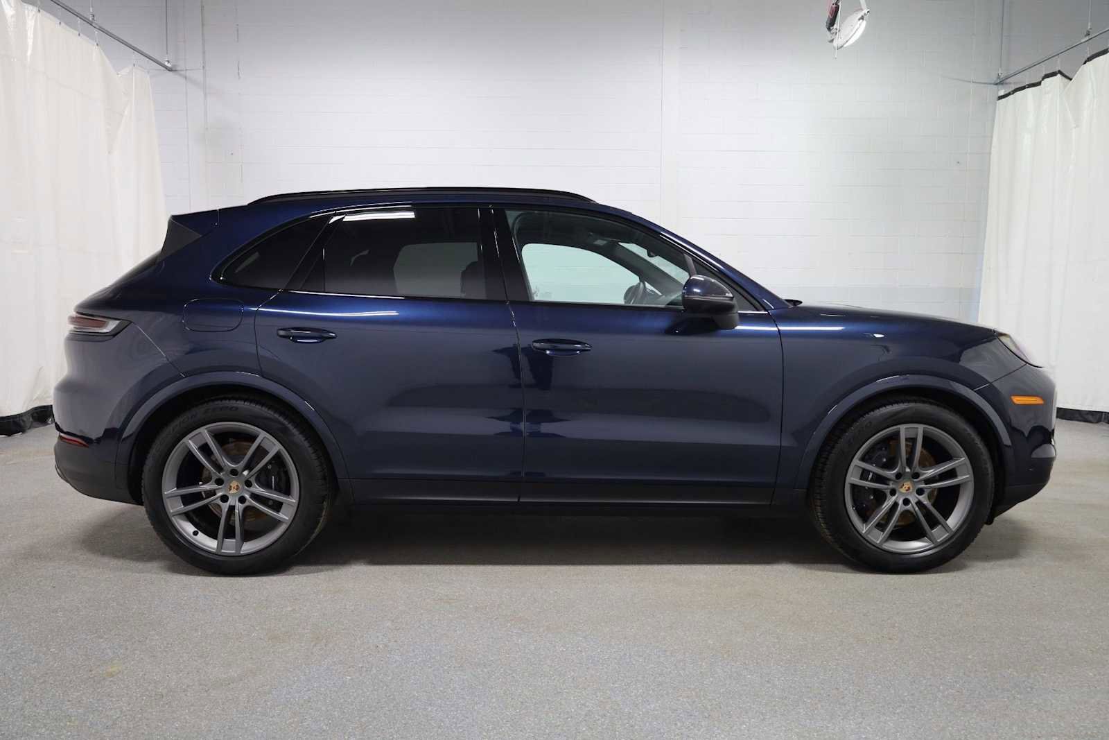 Certified 2025 Porsche Cayenne image 10