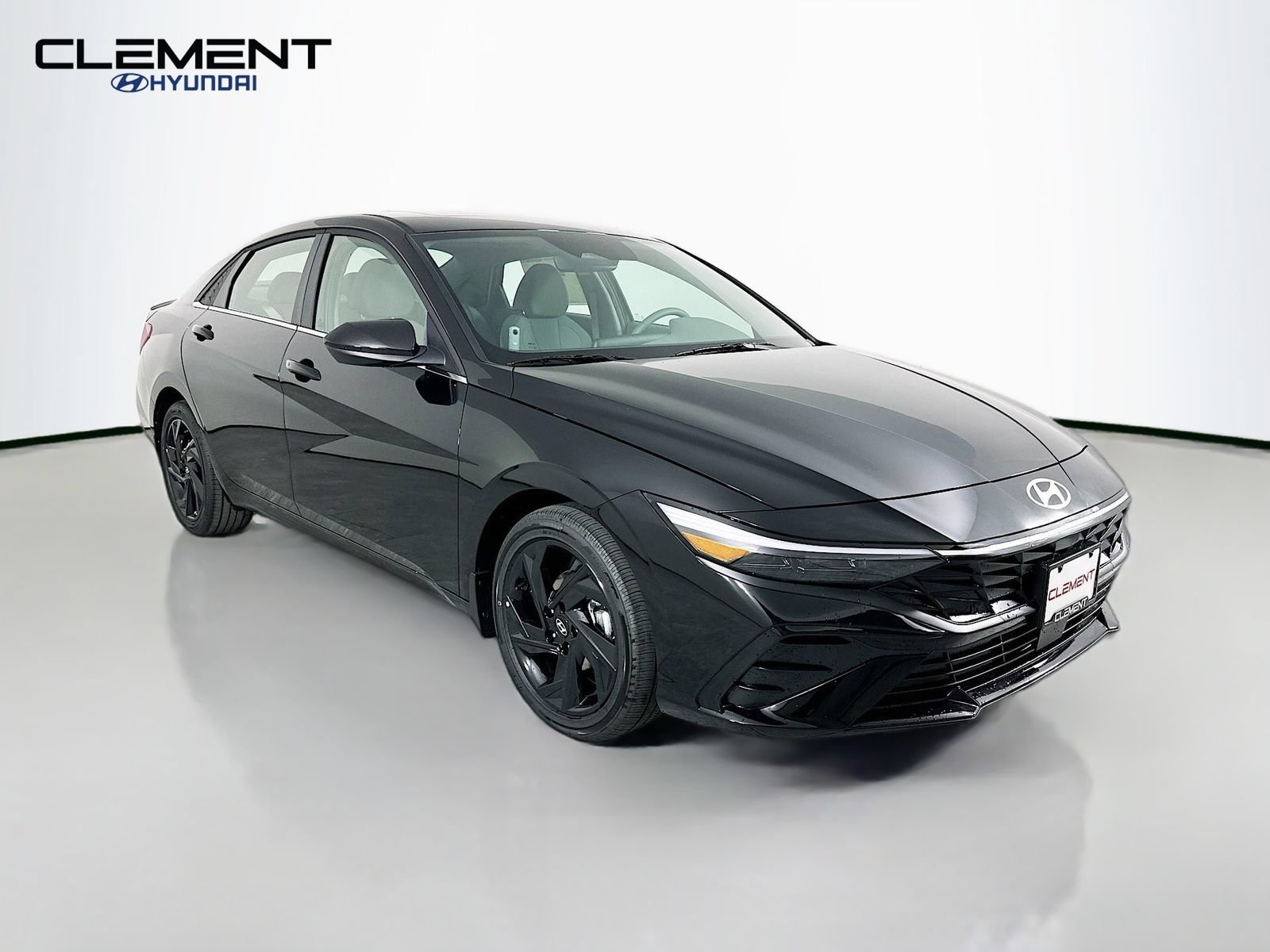 New 2026 Hyundai Elantra SEL Sport Premium FWD image 3