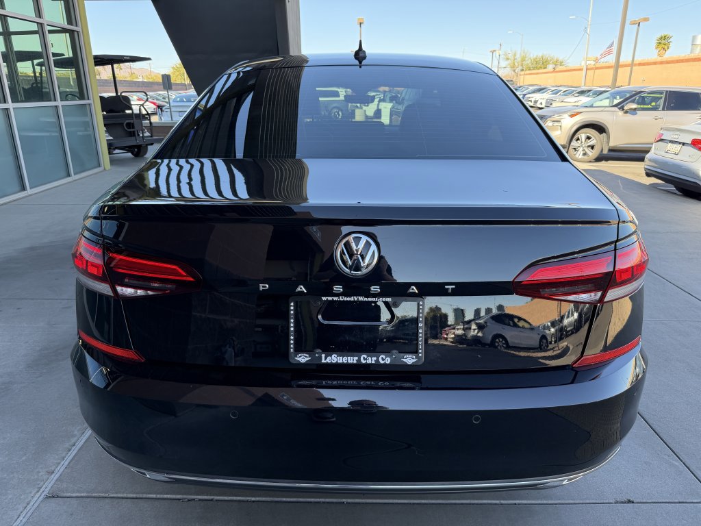 Used 2020 Volkswagen Passat 2.0T SEL image 13