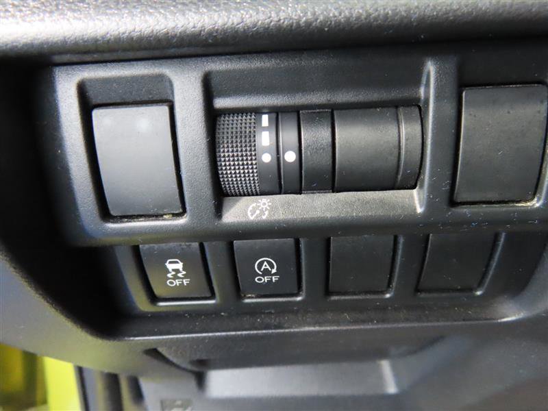 Used 2022 Subaru Crosstrek 2.0i image 18