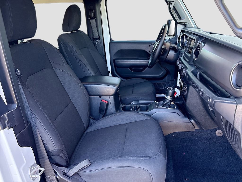 Used 2022 Jeep Wrangler Sport S image 19